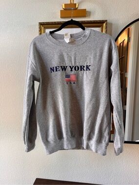 Gray 'New York USA' Crewneck Sweatshirt